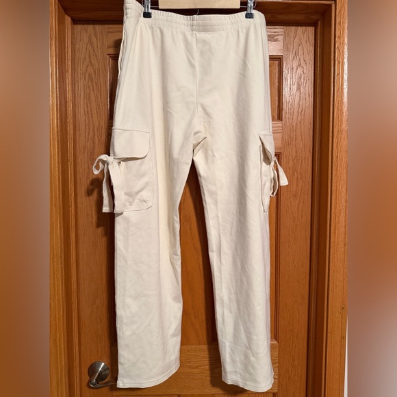 UGG Ophira Women's Cream Cargo Pants - Picture 6 of 7